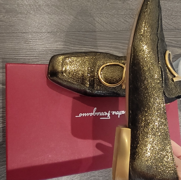 Excellent condition Ferragamo loafer flats Size 5 - Picture 2 of 6
